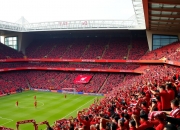 开云体育官网入口-利物浦主场气氛火爆，球迷助威成强大后盾